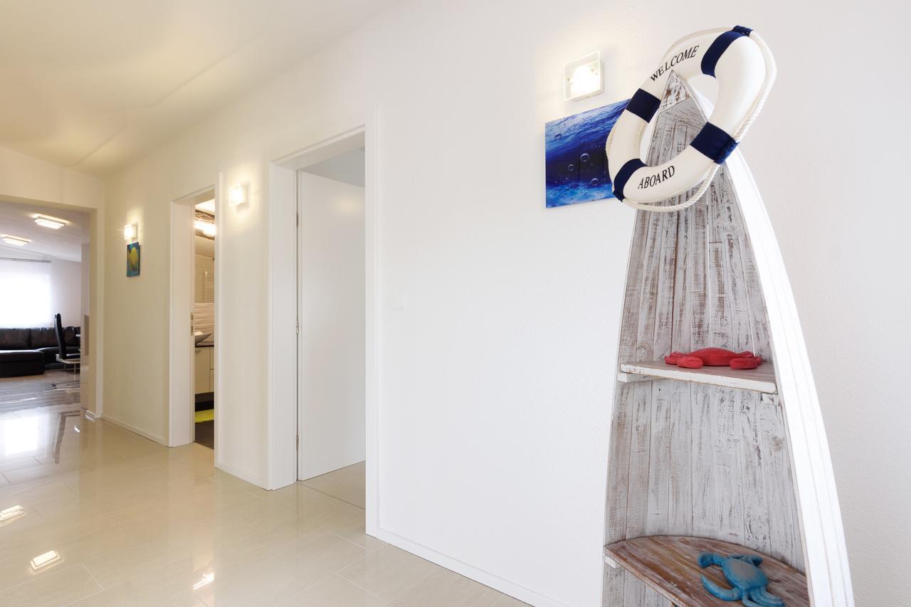 Studio Apartment Maslina Gornji Karin Eksteriør billede